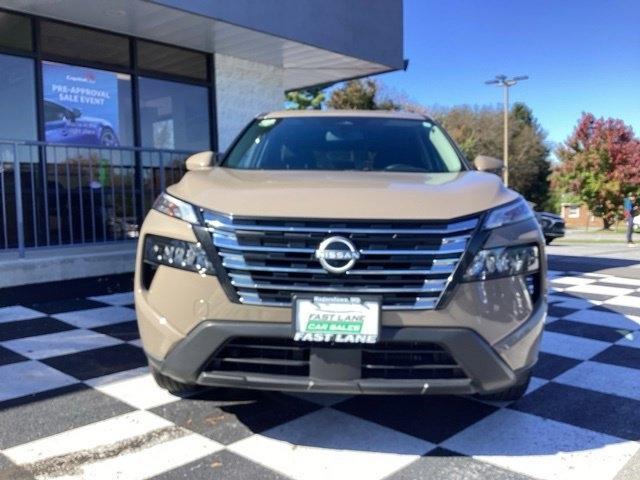 Nissan Rogue  2025
