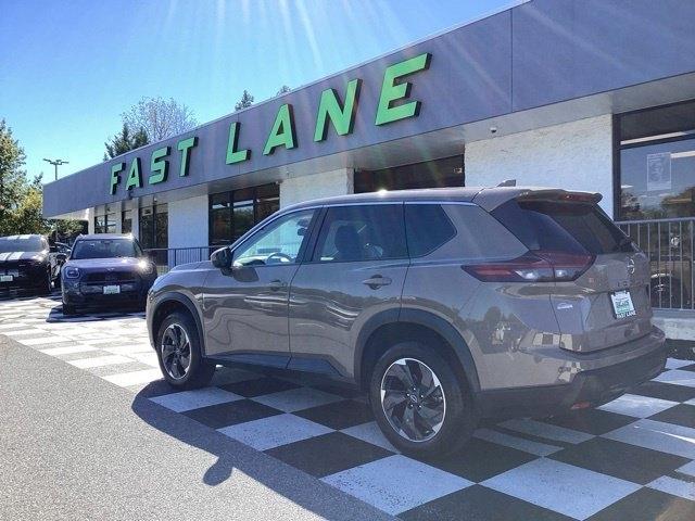 Nissan Rogue  2025