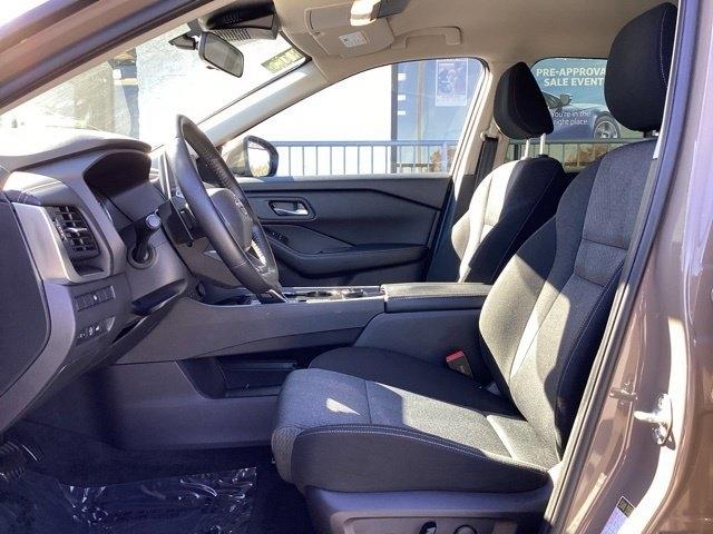 Nissan Rogue  2025