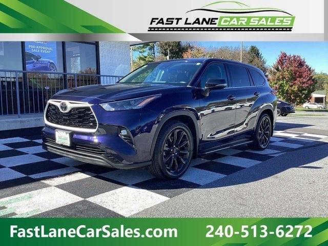 2022 Toyota Highlander LE