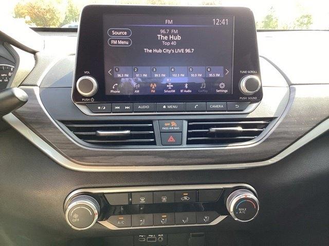 Nissan Altima  2025