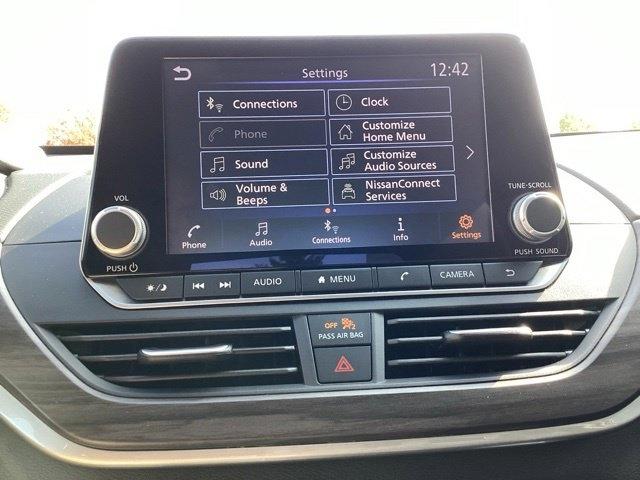Nissan Altima  2025
