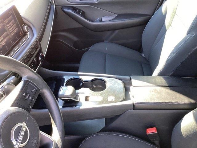 Nissan Rogue  2024