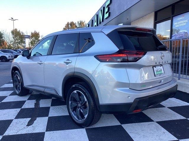 Nissan Rogue  2025