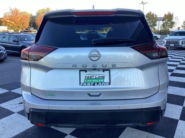 Nissan Rogue  2025