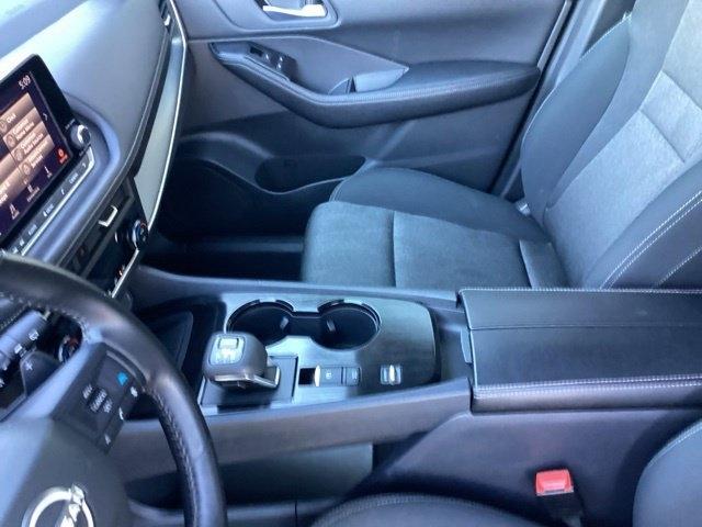 Nissan Rogue  2025
