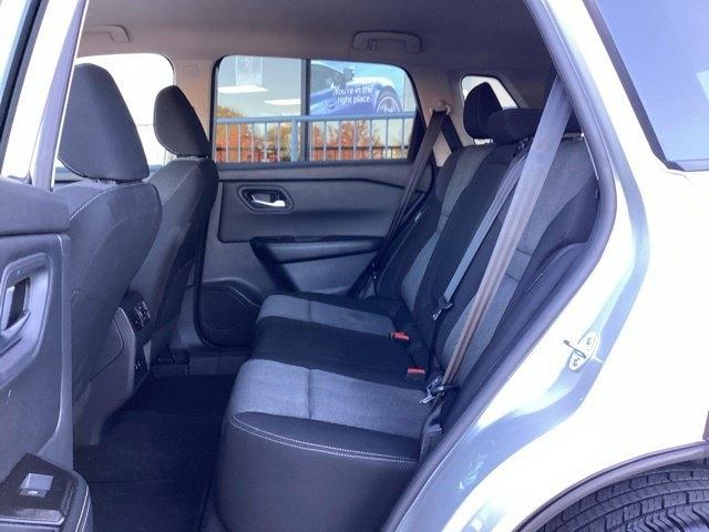 Nissan Rogue  2025