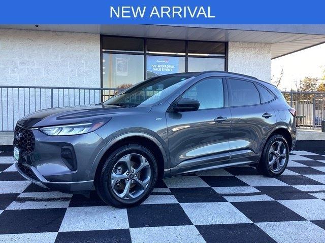 Ford Escape  2023