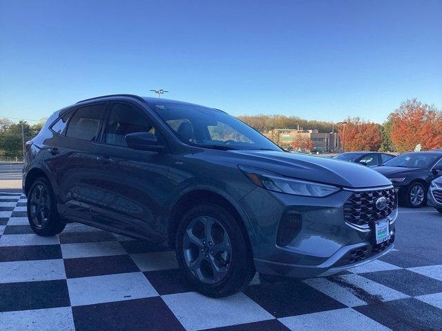 Ford Escape  2023