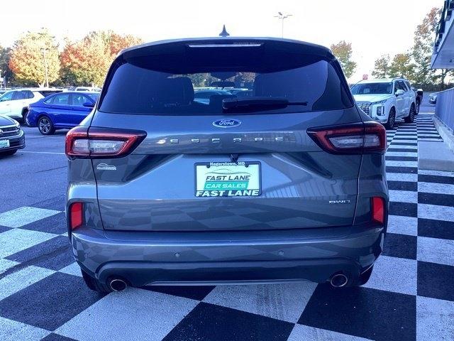Ford Escape  2023