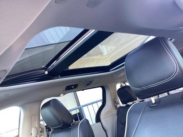 Chrysler Pacifica  2023