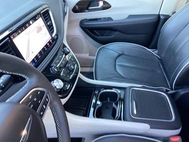 Chrysler Pacifica  2023