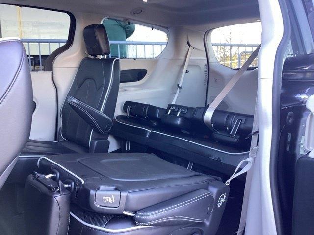 Chrysler Pacifica  2023