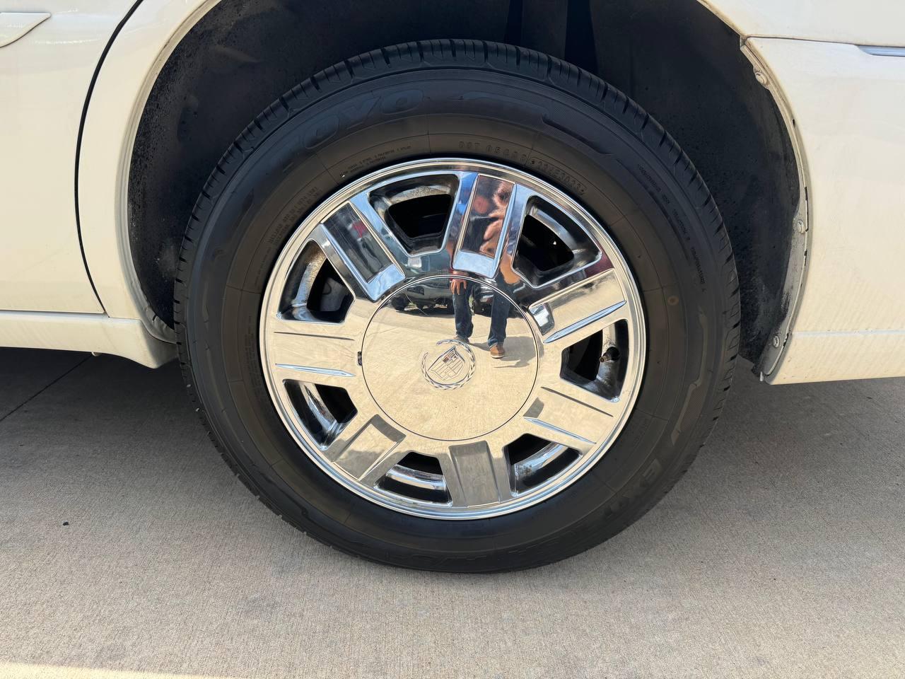 Cadillac DTS Professional 4dr Sdn Limousine 2009
