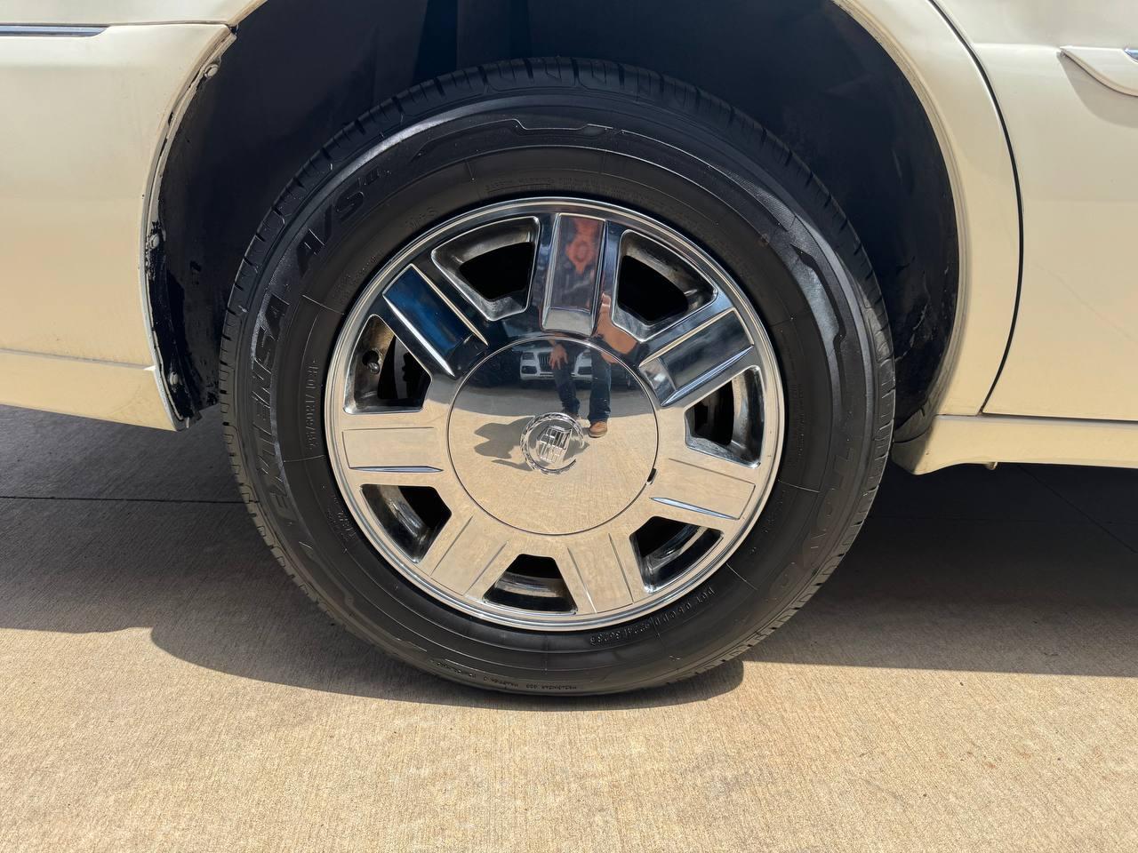 Cadillac DTS Professional 4dr Sdn Limousine 2009