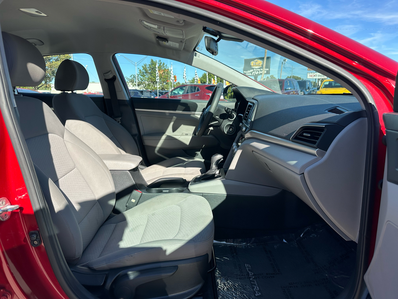 Hyundai Elantra SE IVT 2020 Hyundai Elantra SE IVT 2020