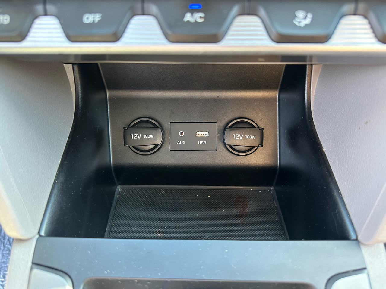 Hyundai Elantra SE IVT 2020 Hyundai Elantra SE IVT 2020