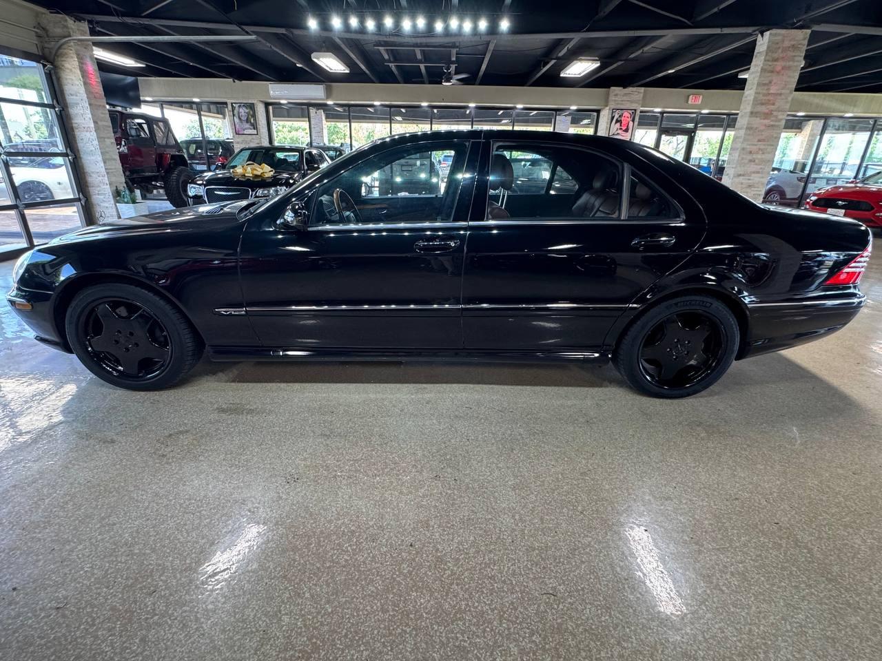 Mercedes-Benz S-Class 4dr Sdn 6.0L 2001