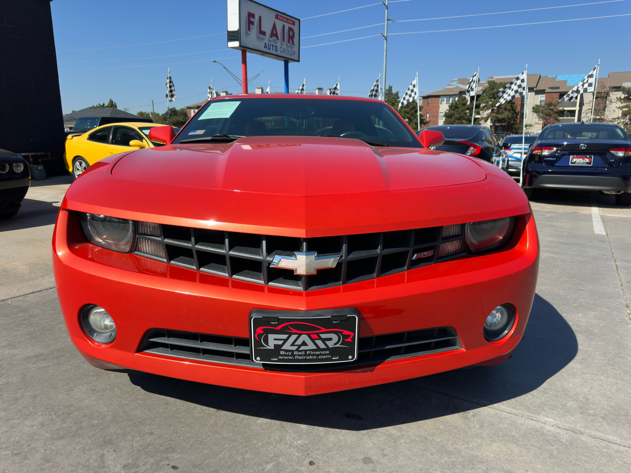 2011 Chevrolet Camaro 2LT photo 2