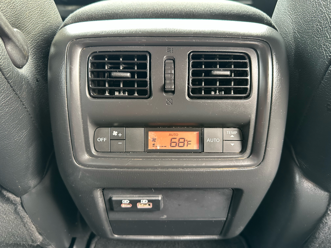 Nissan Pathfinder FWD SV 2019 Nissan Pathfinder FWD SV 2019