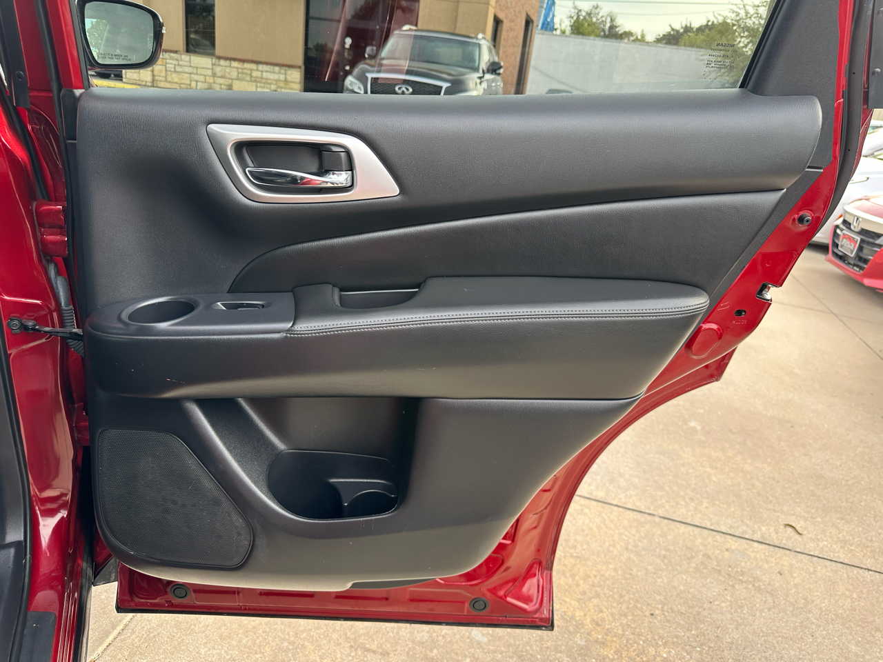 Nissan Pathfinder FWD SV 2019 Nissan Pathfinder FWD SV 2019