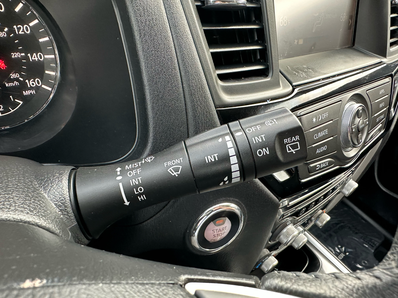 Nissan Pathfinder FWD SV 2019 Nissan Pathfinder FWD SV 2019