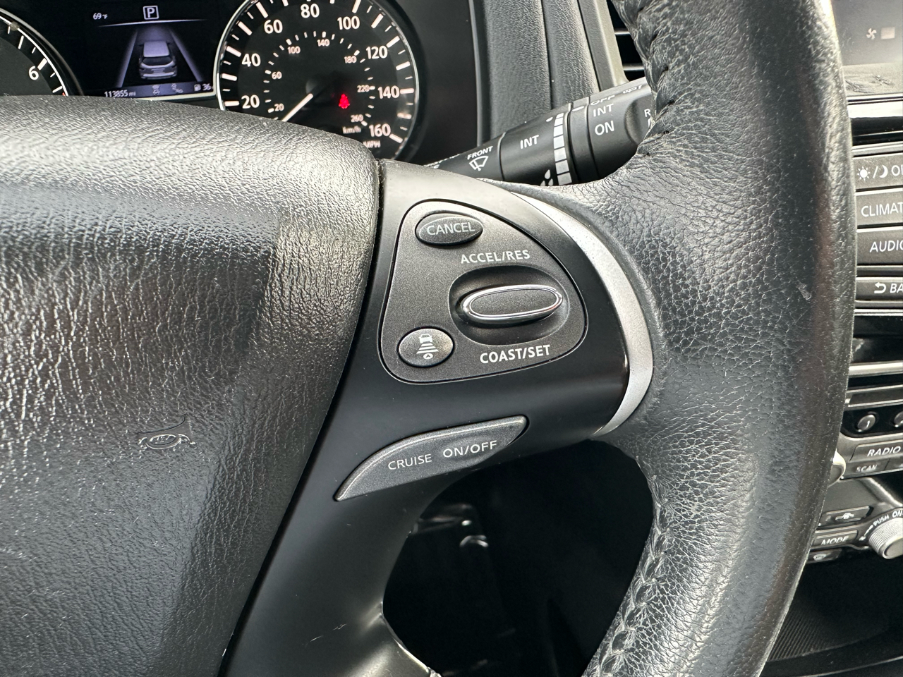 Nissan Pathfinder FWD SV 2019 Nissan Pathfinder FWD SV 2019