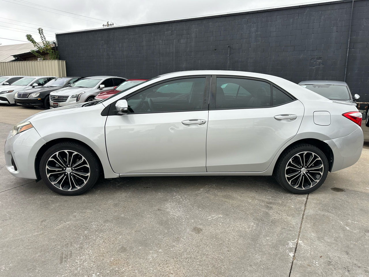 Toyota Corolla 4dr Sdn Auto L (Natl) 2016 Toyota Corolla 4dr Sdn Auto L (Natl) 2016