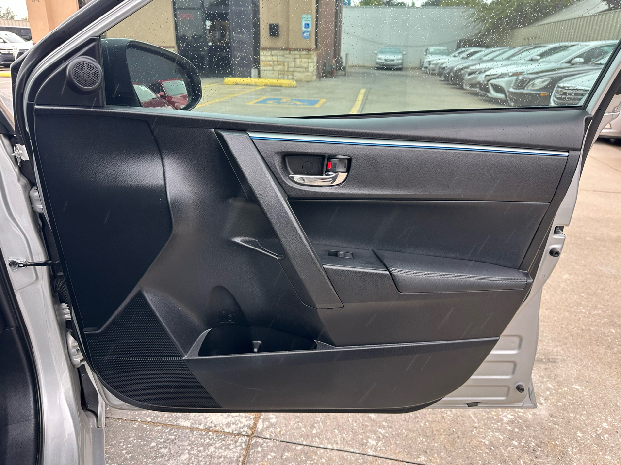 Toyota Corolla 4dr Sdn Auto L (Natl) 2016 Toyota Corolla 4dr Sdn Auto L (Natl) 2016
