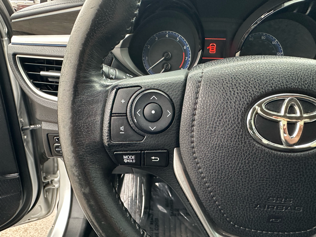 Toyota Corolla 4dr Sdn Auto L (Natl) 2016 Toyota Corolla 4dr Sdn Auto L (Natl) 2016