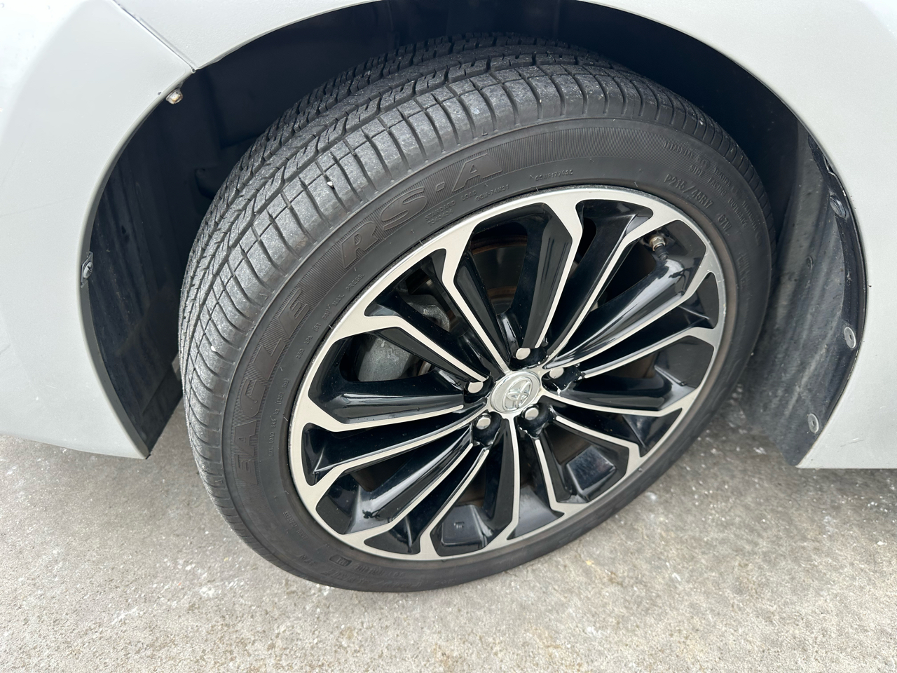 Toyota Corolla 4dr Sdn Auto L (Natl) 2016 Toyota Corolla 4dr Sdn Auto L (Natl) 2016