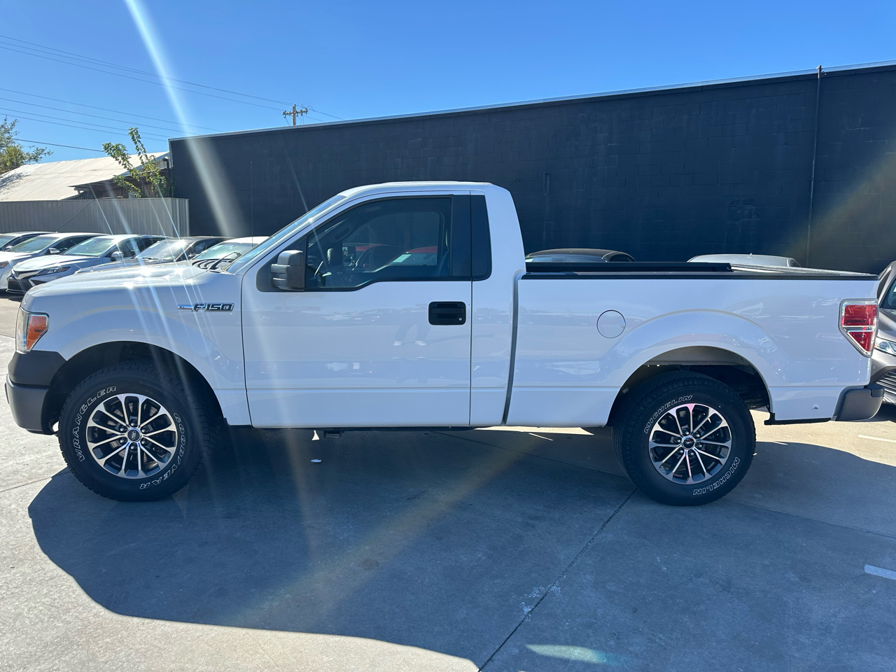 Ford F-150 2WD Reg Cab 126" XL 2013 Ford F-150 2WD Reg Cab 126" XL 2013