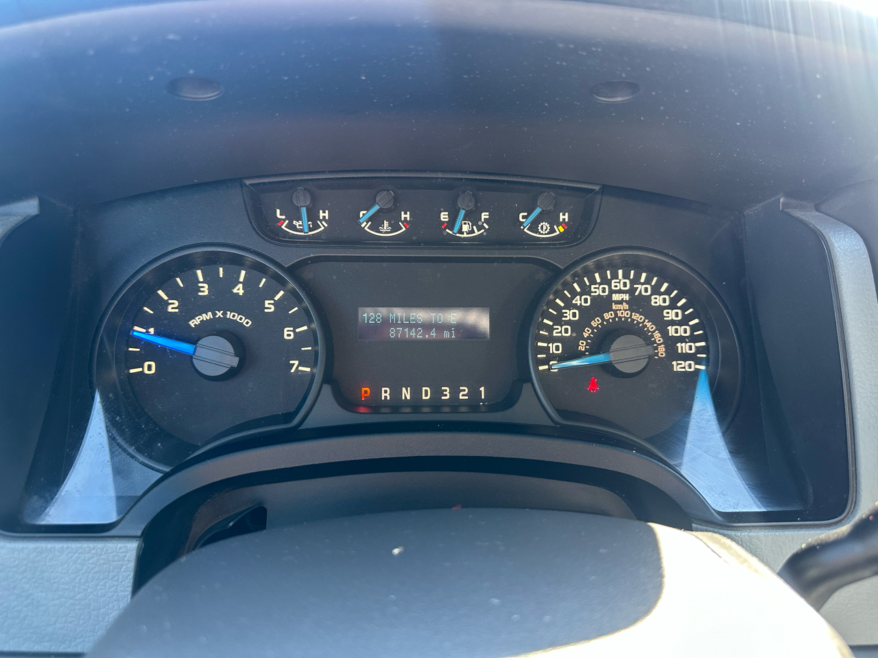 Ford F-150 2WD Reg Cab 126" XL 2013 Ford F-150 2WD Reg Cab 126" XL 2013