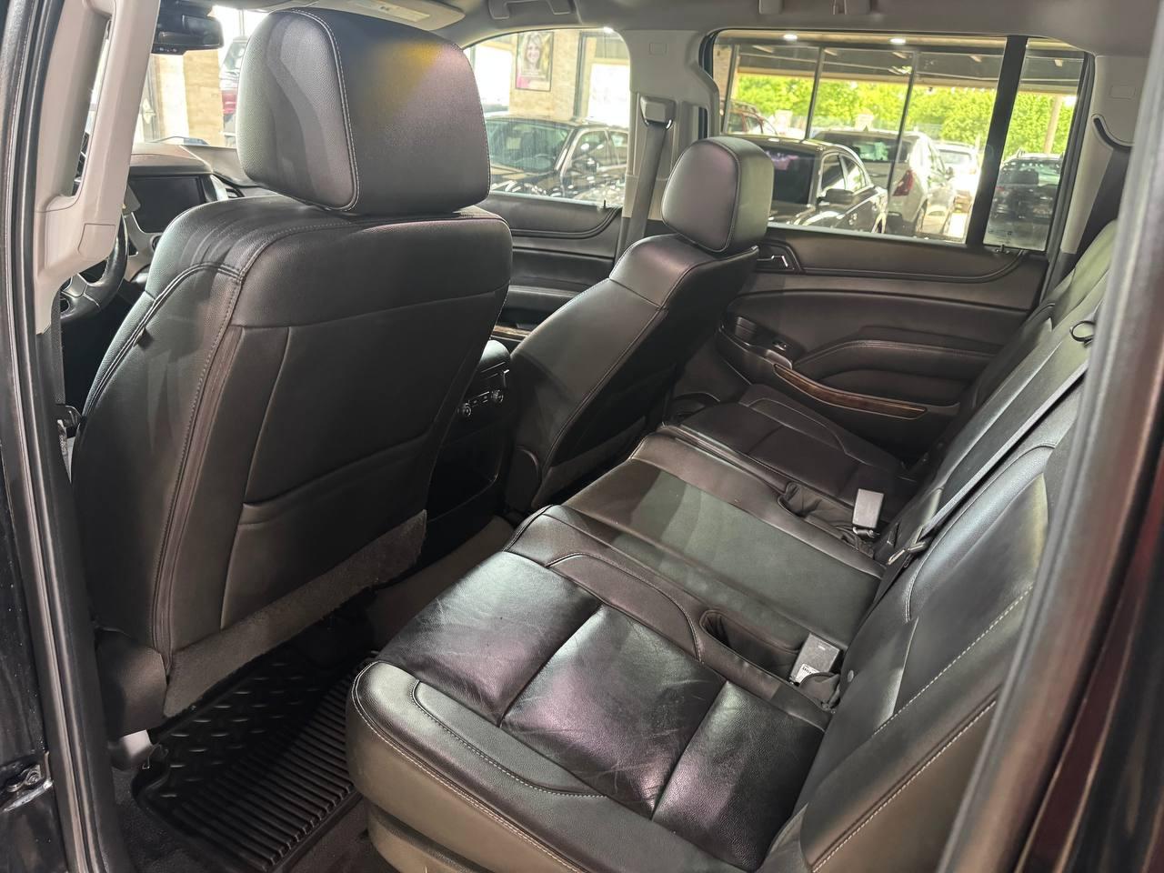 Chevrolet Suburban 2WD 4dr 1500 LT 2019