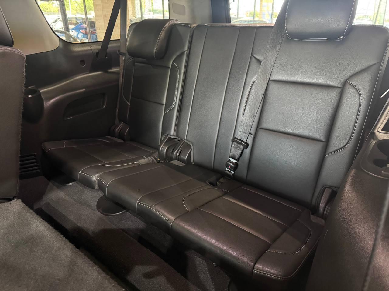 Chevrolet Suburban 2WD 4dr 1500 LT 2019