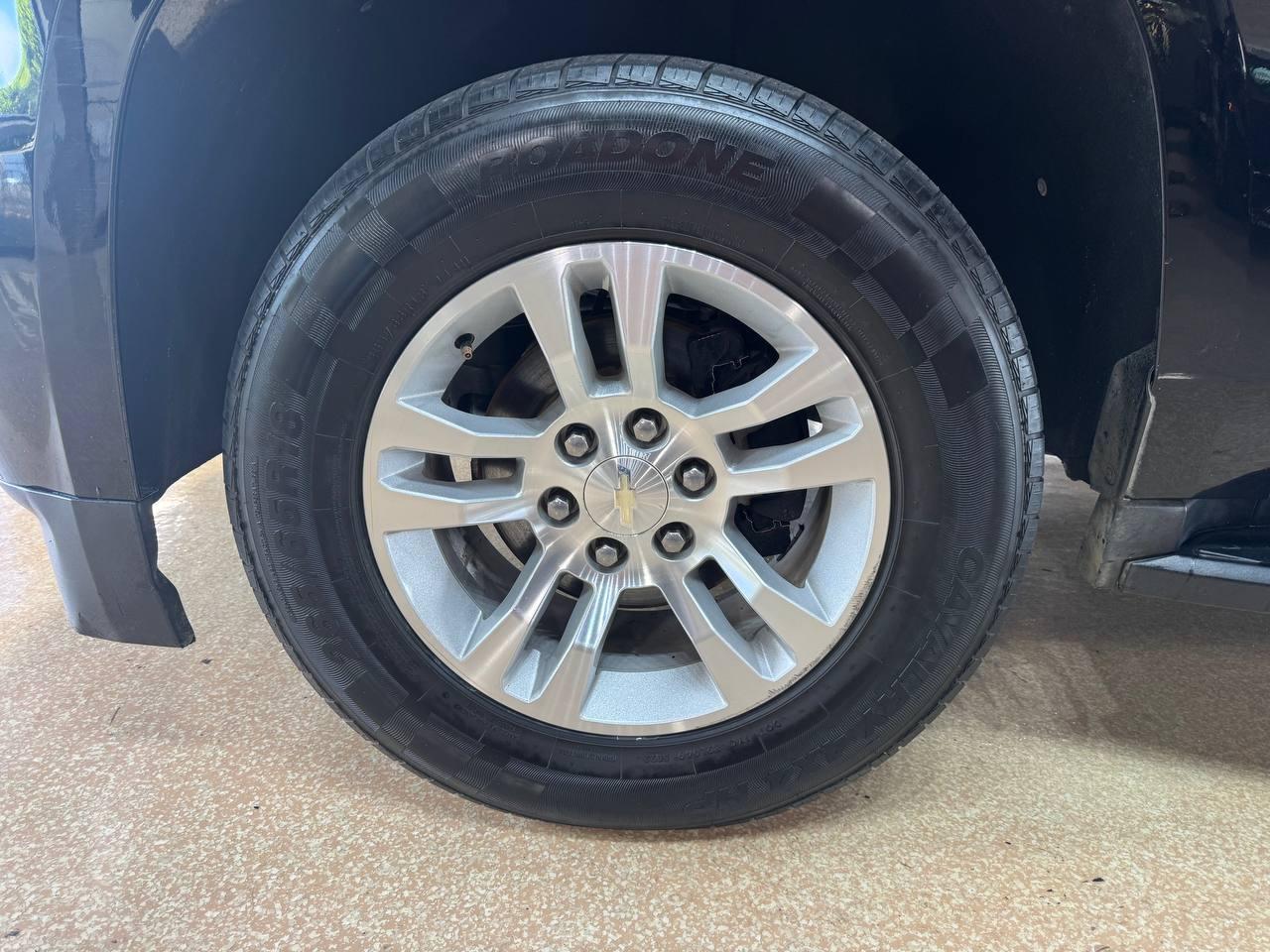 Chevrolet Suburban 2WD 4dr 1500 LT 2019