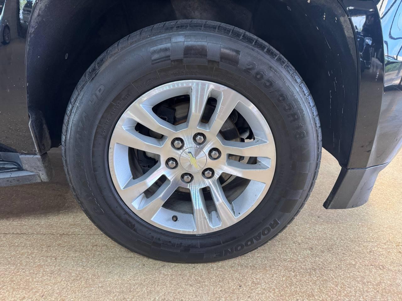 Chevrolet Suburban 2WD 4dr 1500 LT 2019