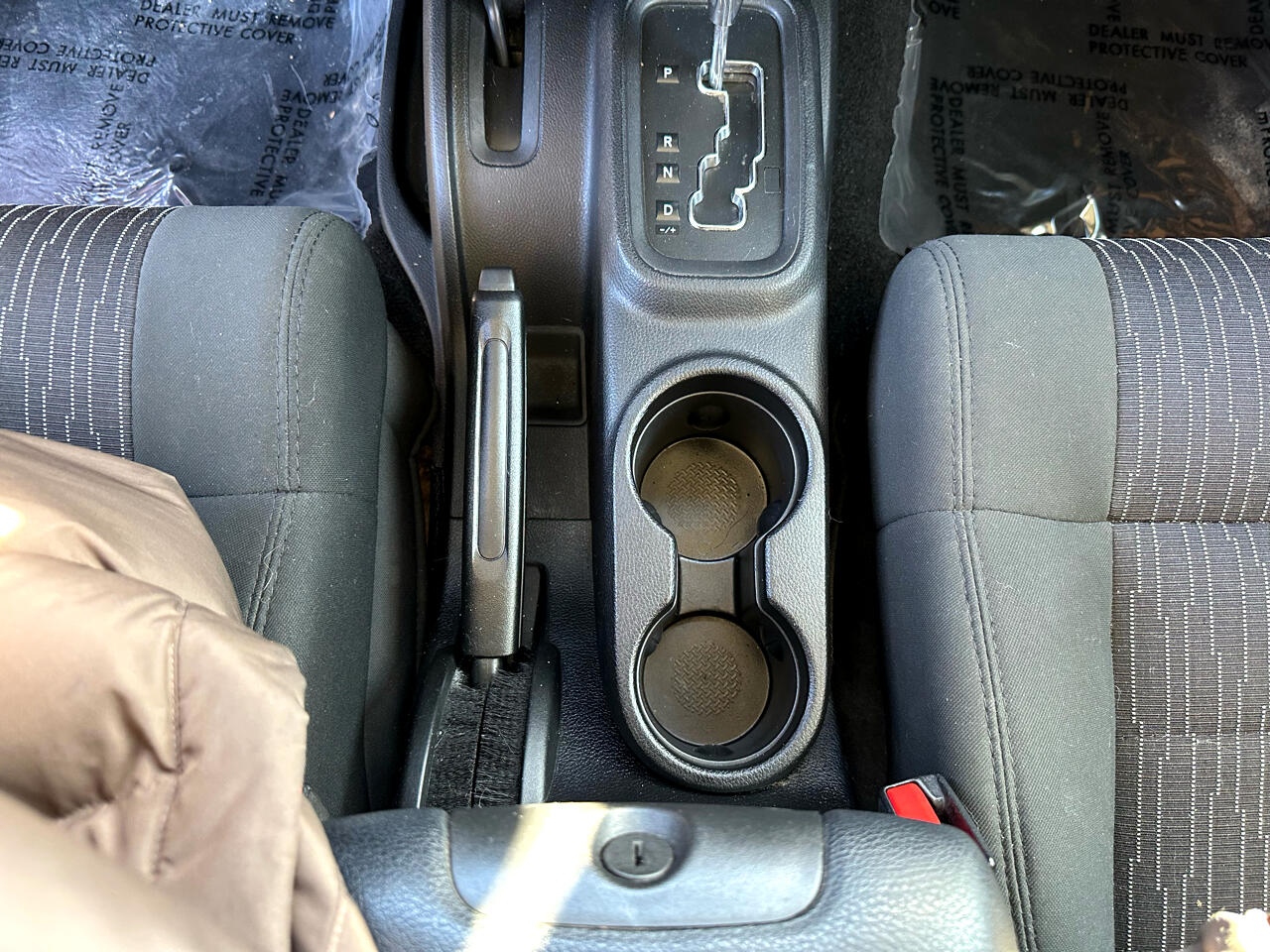 Jeep Wrangler Unlimited 4WD 4dr Sport 2012