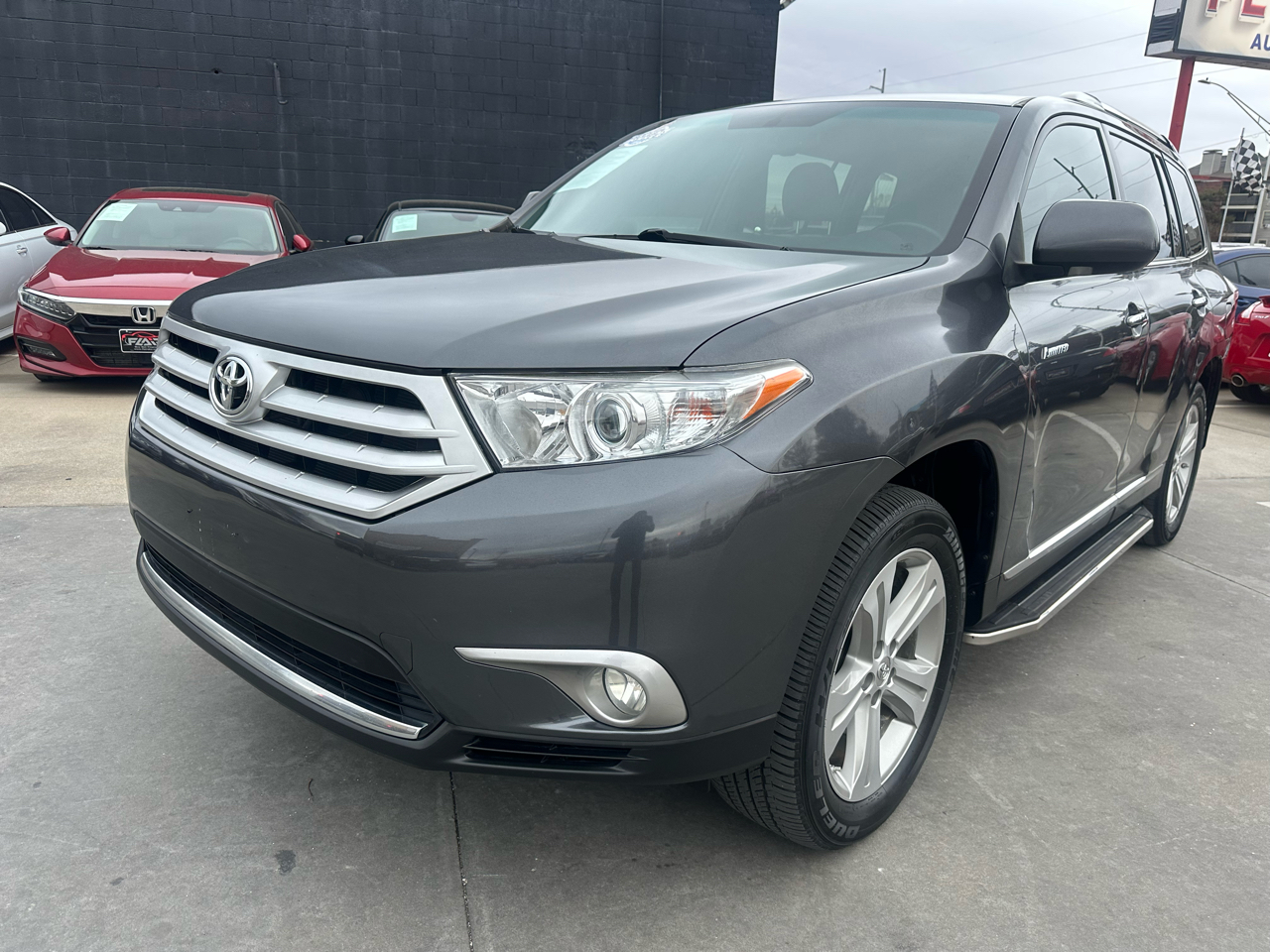 Toyota Highlander FWD 4dr V6 Limited (Natl) 2013