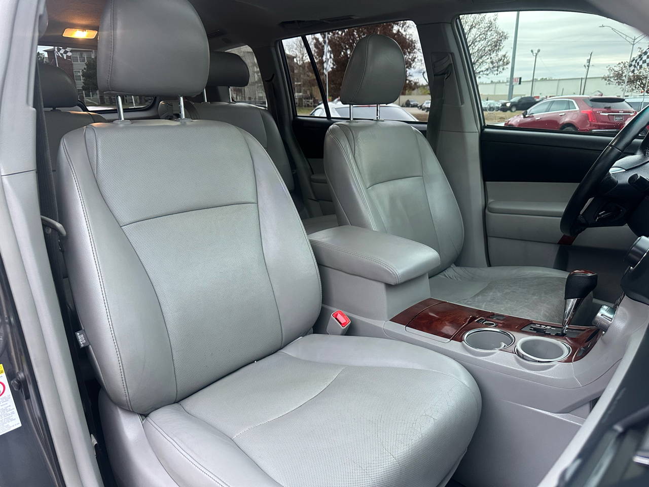 Toyota Highlander FWD 4dr V6 Limited (Natl) 2013