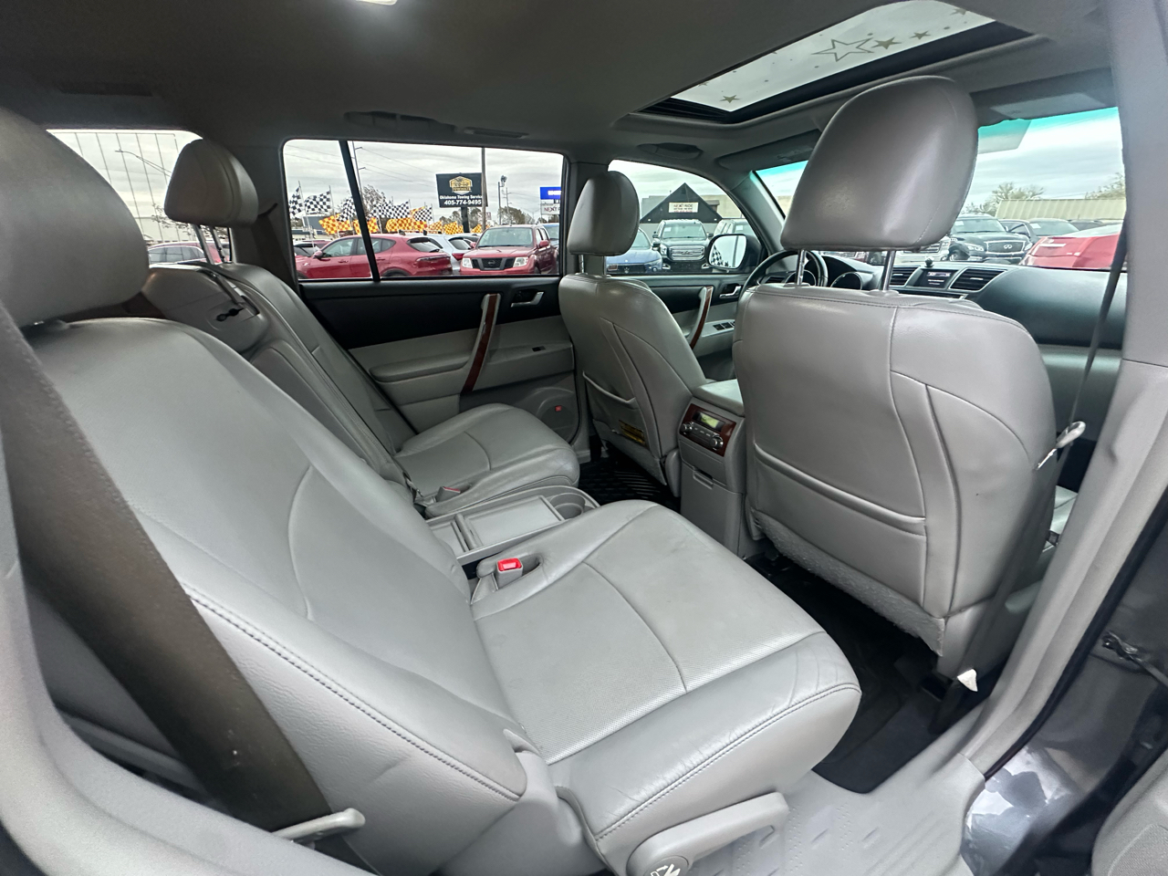 Toyota Highlander FWD 4dr V6 Limited (Natl) 2013