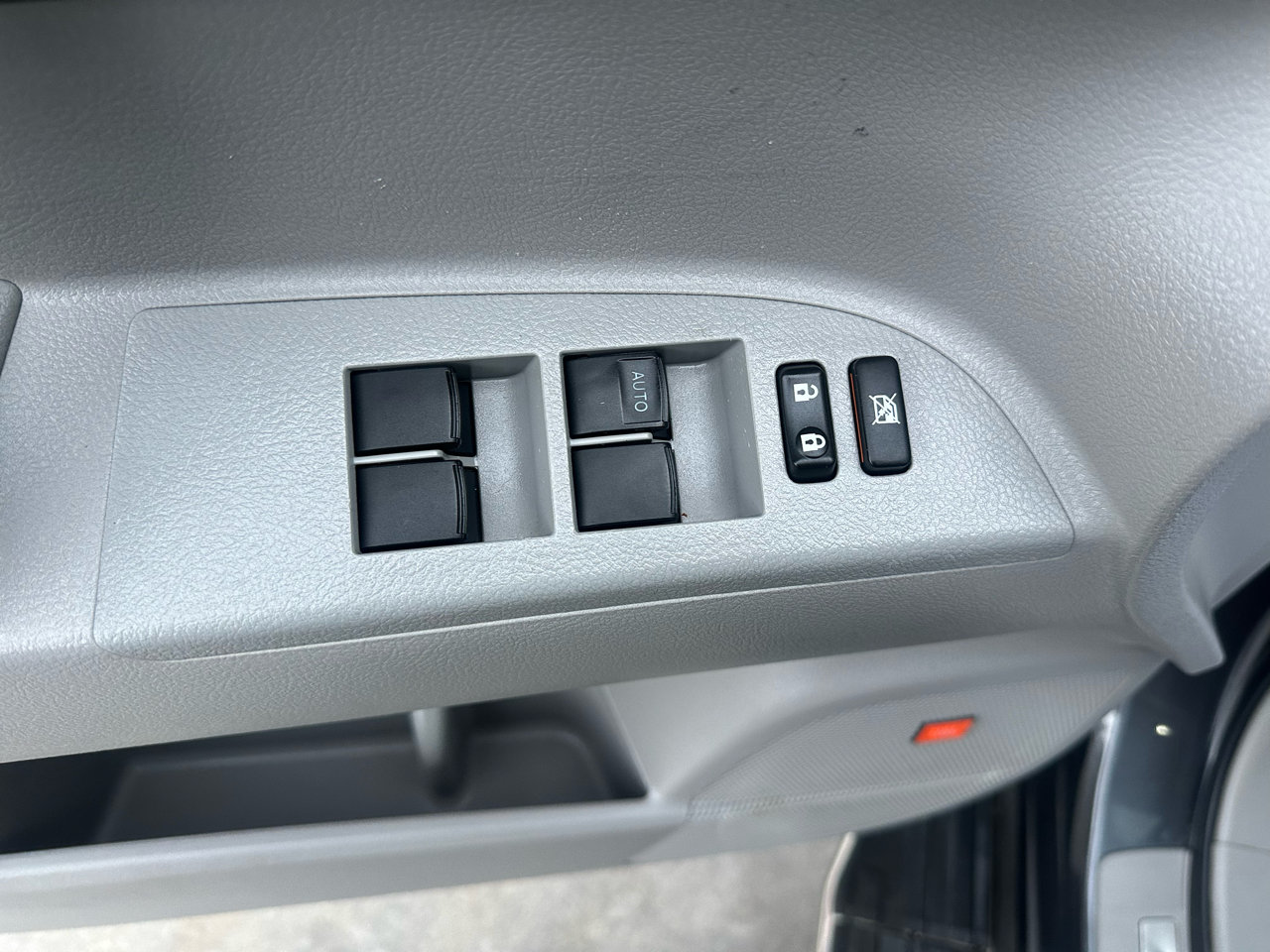 Toyota Highlander FWD 4dr V6 Limited (Natl) 2013