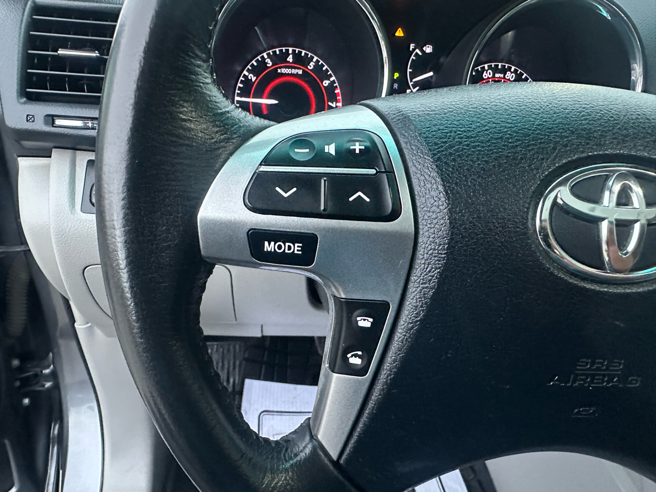 Toyota Highlander FWD 4dr V6 Limited (Natl) 2013