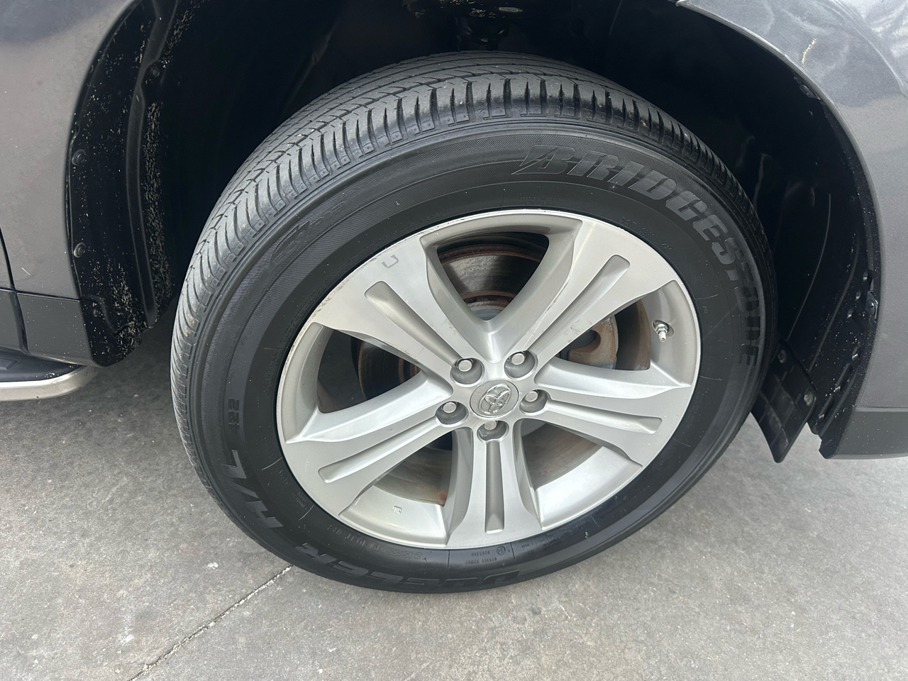 Toyota Highlander FWD 4dr V6 Limited (Natl) 2013