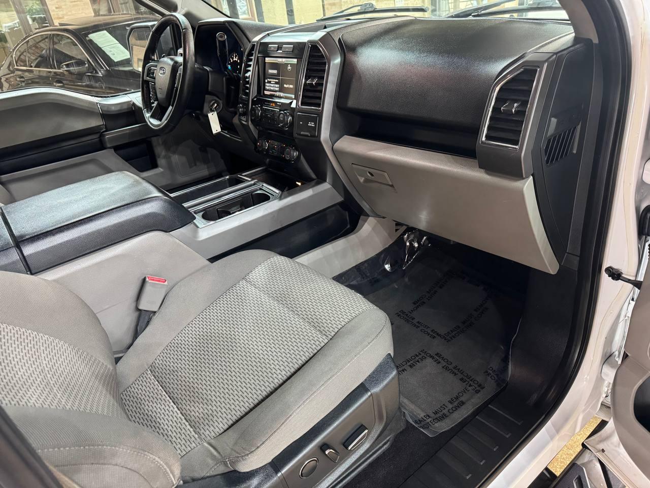 Ford F-150 2WD SuperCrew 157" XLT 2015