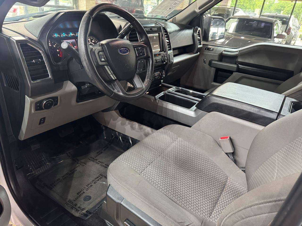 Ford F-150 2WD SuperCrew 157" XLT 2015