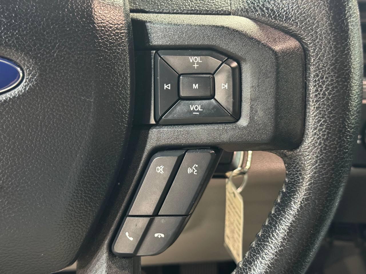 Ford F-150 2WD SuperCrew 157" XLT 2015