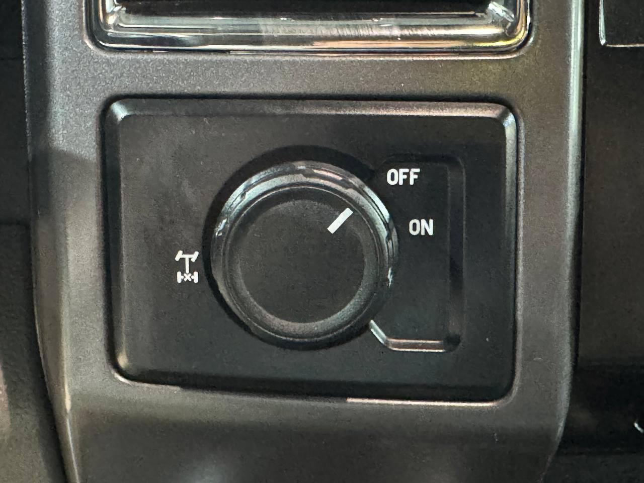 Ford F-150 2WD SuperCrew 157" XLT 2015