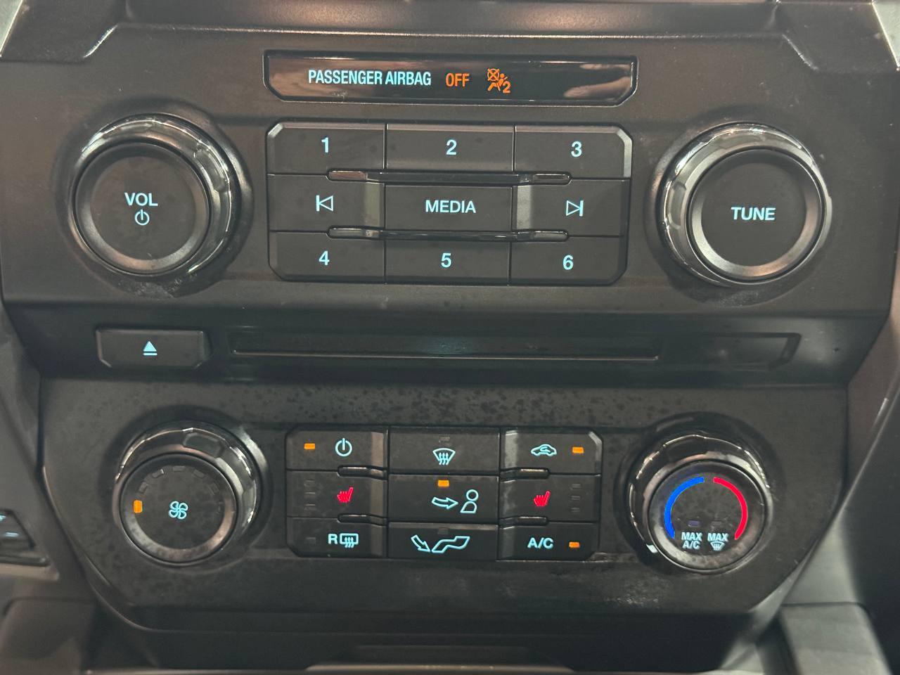 Ford F-150 2WD SuperCrew 157" XLT 2015