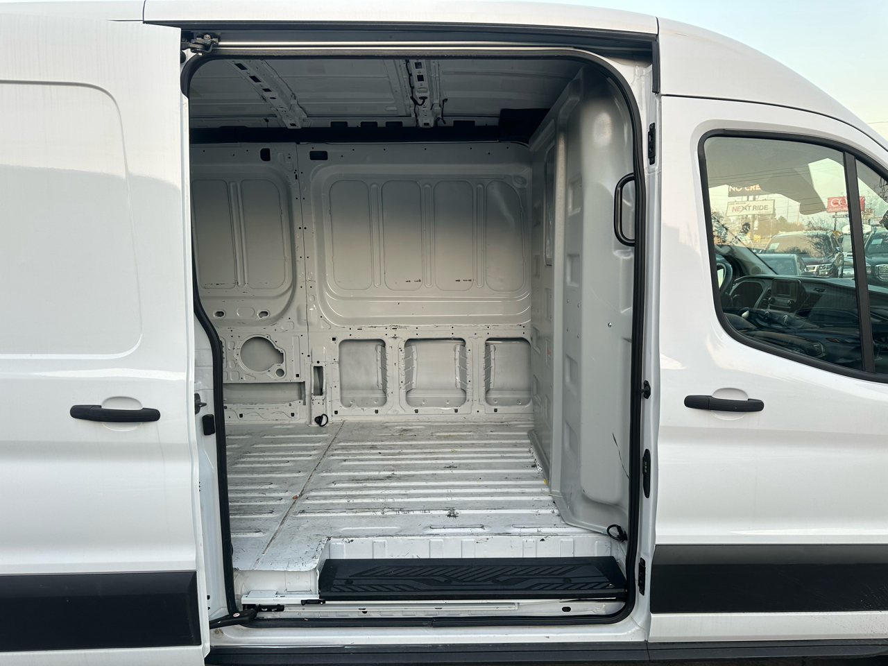 Ford Transit Cargo Van T-250 130" Med Rf 9070 GVWR AWD 2023